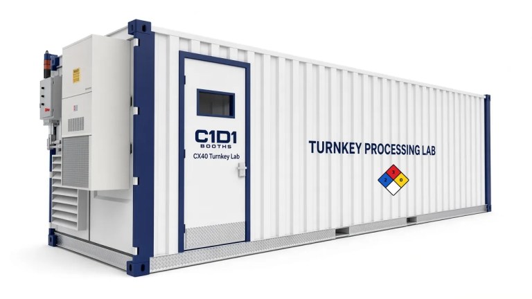 Turnkey 8x40 Lab with Closed-Loop System, Distillation and Vacuum Oven